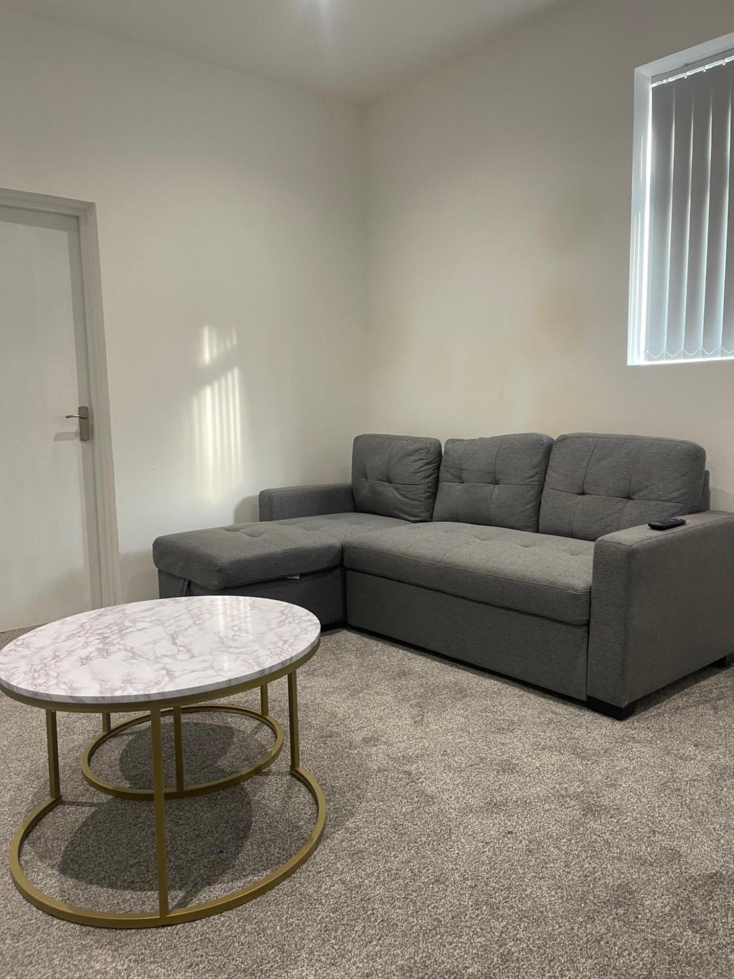 Ground Floor - Balmoral - 2 - Sleeps 6 Free Wifi Appartamento *